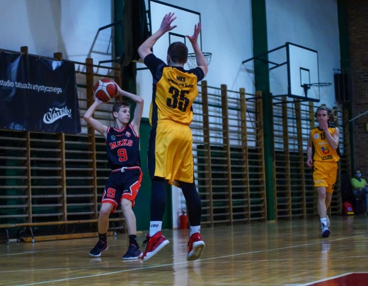 Wodzisławscy koszykarze wygrywają z rywalami z Rybnika, Grzegorz Matla